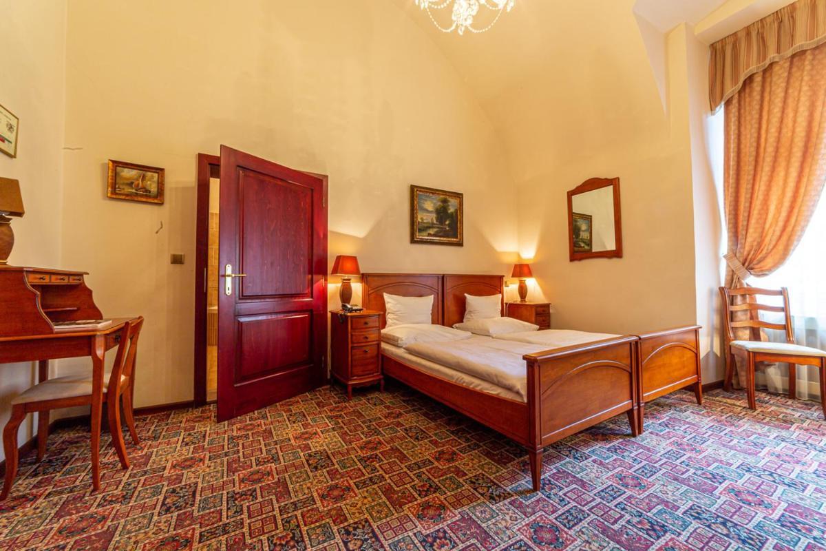 Chateau Zbiroh Extérieur photo