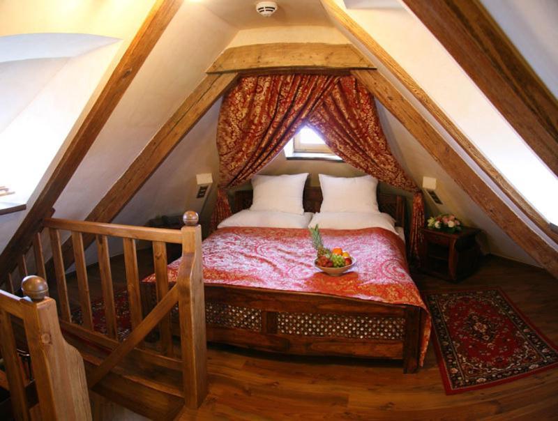 Chateau Zbiroh Chambre photo